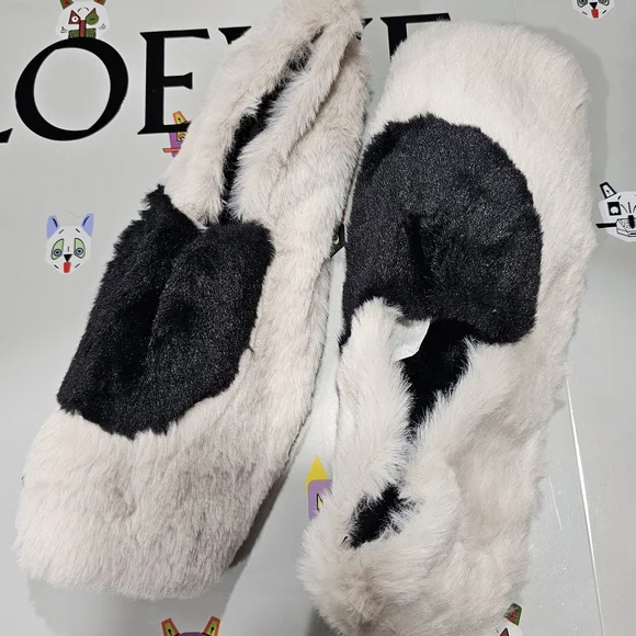 Vivienne Hu Real Fox Fur Full Slipper - MSRP $250 - Picture 1 of 1